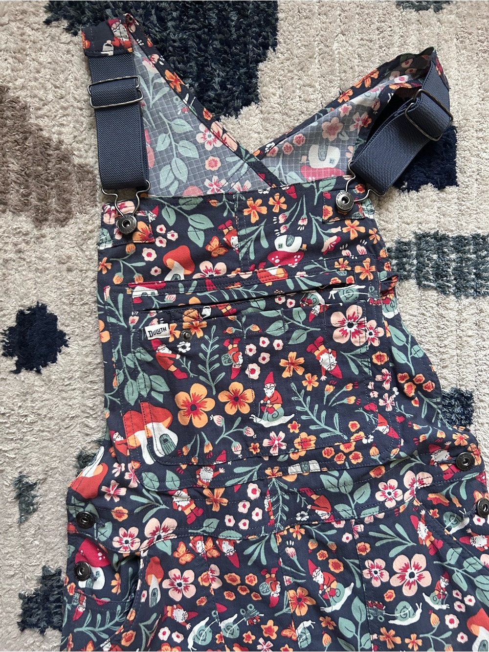 Limited Duluth Trading Co Floral Mushroom  Gnome Print  Overalls